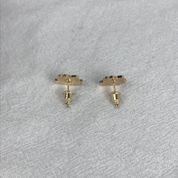 💖 Hello Kitty Stud Earrings - Picture 3 of 4